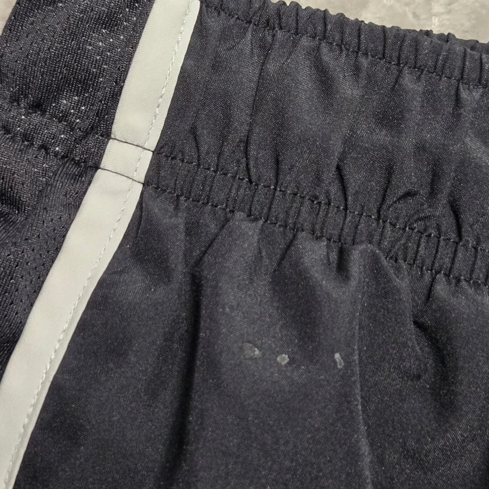 Nike Tempo‎ Dri-FIT Running Shorts Black White HM6096-010 Womens Medium
